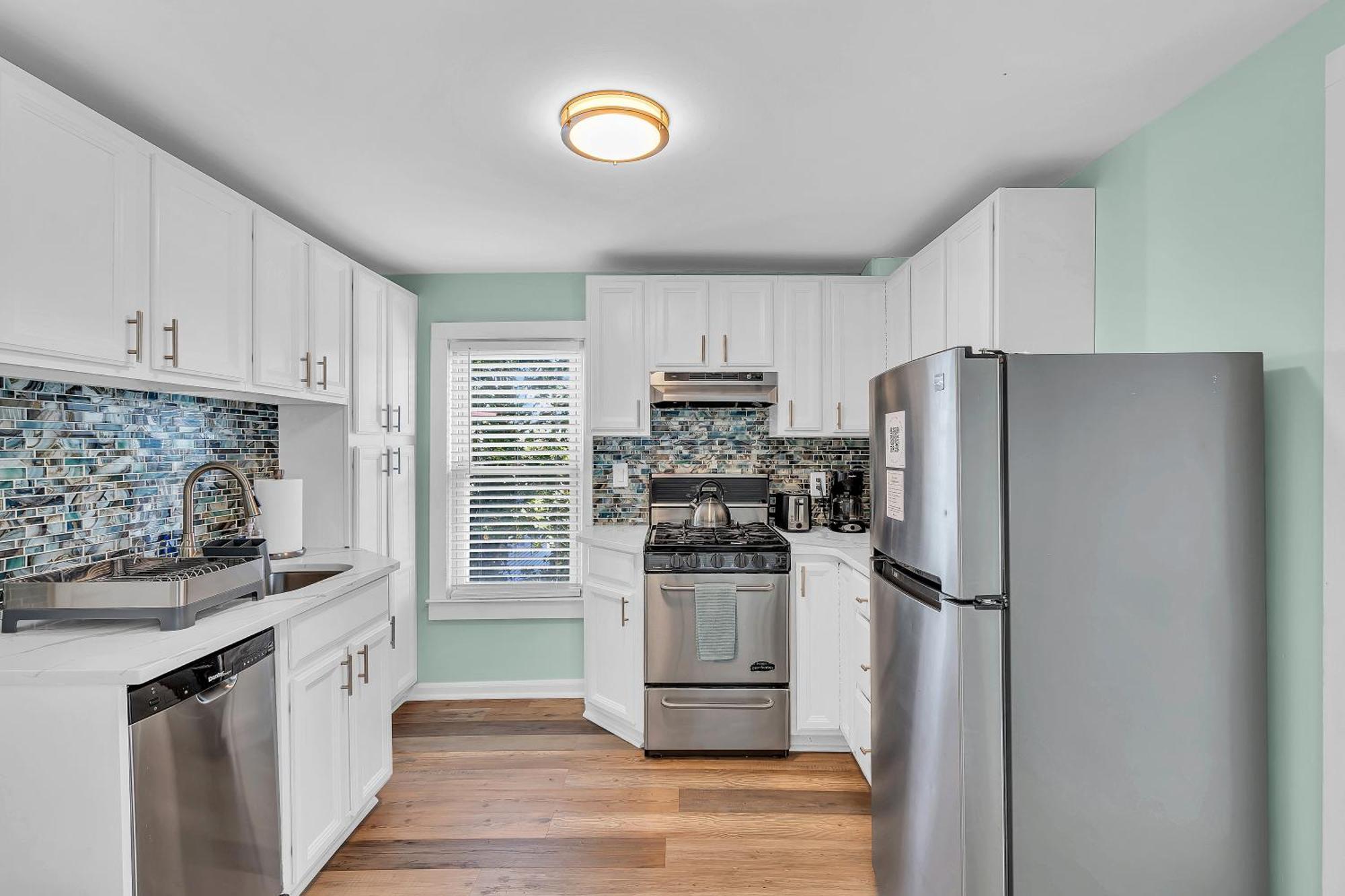 6-Min Walk To Asbury Park & Og Main St - Updated & Cozy Apartment In Historic Ocean Grove - Fire Pit & Patio - Fast Wi-Fi ภายนอก รูปภาพ